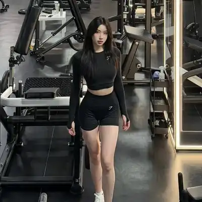 余鑫